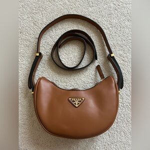 Brown shoulder Leather Bag